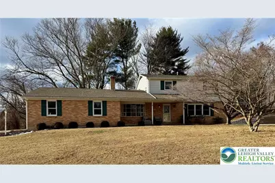 6560 Fernwood Drive, Upper Saucon Township, PA 18036 - Photo 2