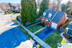 2109 Kemmerer St, Bethlehem City, PA 18017 - Photo 2