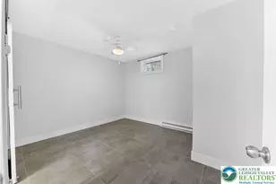 2329 Cramer Ct, Bushkill, PA 18324 - Photo 14