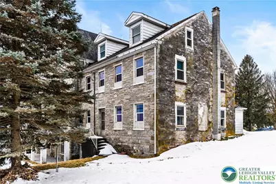 384 Evansville Road, Maiden Creek Twp, PA 19522 - Photo 12