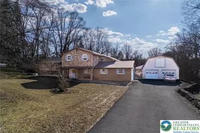 120 Royal Manor Road, Easton, PA 18042 - Photo 1