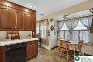 7914 Woodsbluff Run, Upper Macungie Township, PA 18051 - Photo 28