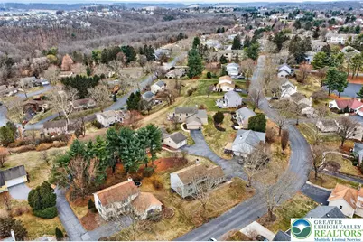 7914 Woodsbluff Run, Upper Macungie Township, PA 18051 - Photo 52