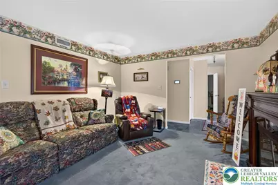 7914 Woodsbluff Run, Upper Macungie Township, PA 18051 - Photo 16