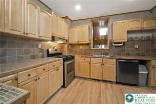 25 N 4th St, Coplay Boro, PA 18037 - Photo 18