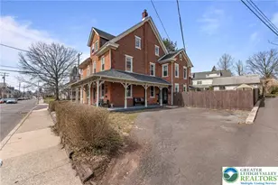 28 5th St, Perkasie Boro, PA 18944 - Photo 2