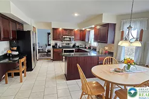 1921 Belleview Dr, Whitehall Township, PA 18052 - Photo 10