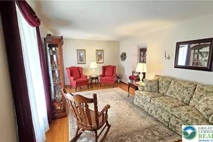 1921 Belleview Dr, Whitehall Township, PA 18052 - Photo 4