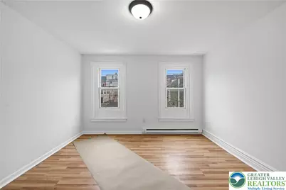 527 Elliger Street, Allentown City, PA 18102 - Photo 16