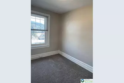 1050 Delaware Avenue, Fountain Hill Boro, PA 18015 - Photo 18