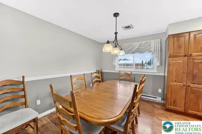 1873 Molinaro Drive, South Whitehall Township, PA 18104 - Photo 6