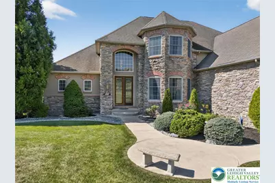 5820 Harvest Place, North Whitehall Township, PA 18078 - Photo 2