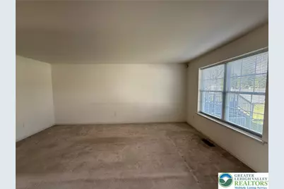 1530 Hawthorn Drive, Forks Twp, PA 18040 - Photo 6