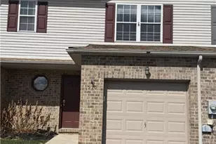 1530 Hawthorn Dr, Forks Twp, PA 18040 - Photo 1