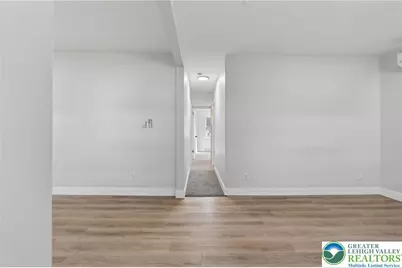 40 W Garibaldi Avenue, Nesquehoning Boro, PA 18240 - Photo 8