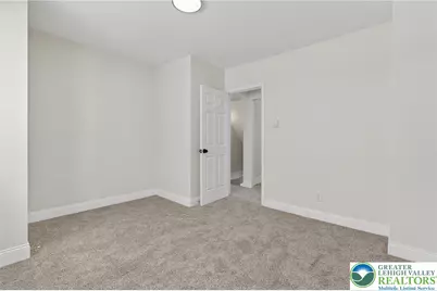 40 W Garibaldi Avenue, Nesquehoning Boro, PA 18240 - Photo 12