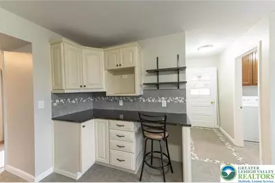 3941 Freemansburg Avenue, Bethlehem Township, PA 18020 - Photo 4
