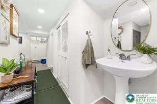 2227 W Gordon St, Allentown City, PA 18104 - Photo 24