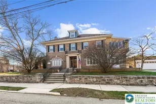 2227 W Gordon St, Allentown City, PA 18104 - Photo 2