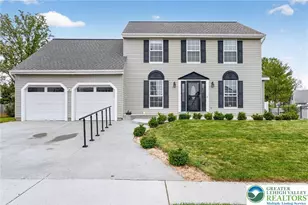 4894 Concord Dr, Bethlehem Township, PA 18045 - Photo 2
