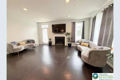 2121 Huntington Lane, Easton, PA 18040 - Photo 4