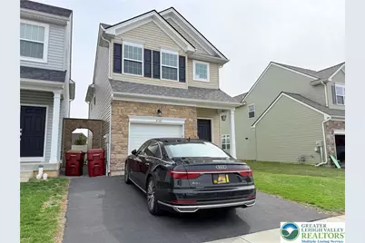2121 Huntington Lane, Easton, PA 18040 - Photo 2