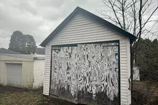 352 S 1st St, Bangor, PA 18013 - Photo 6