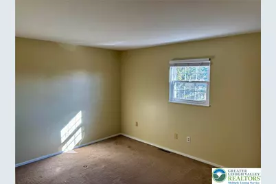 5039 Shawnee Boulevard, North Whitehall Township, PA 18078 - Photo 10