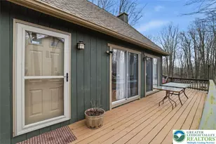 197 Wyomissing Dr, Coolbaugh Twp, PA 18347 - Photo 4