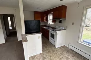 576 Slateford Rd, Upper Mt Bethel Twp, PA 18343 - Photo 6