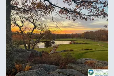 32 Lake Valley Drive #B, Hazleton, PA 18202 - Photo 6