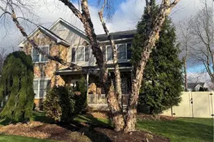 2570 Steele Ln, Forks Twp, PA 18040 - Photo 4