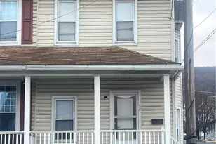 37 E Pennsylvania Ave, Pen Argyl, PA 18072 - Photo 1