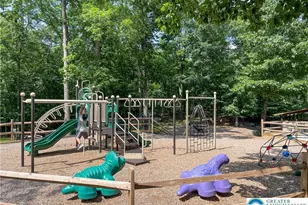 2110 Lansdale Dr, Stroud Twp, PA 18301 - Photo 58