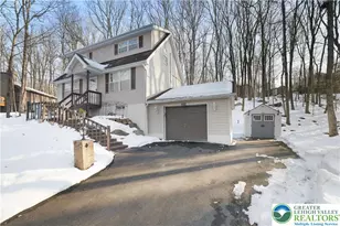 2110 Lansdale Dr, Stroud Twp, PA 18301 - Photo 6