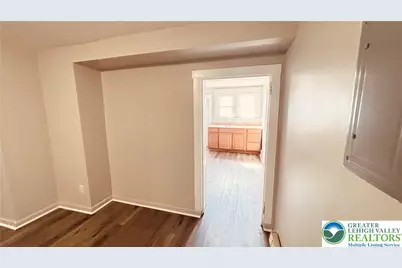 5562 Main Street #3, Lehigh Township, PA 18052 - Photo 10