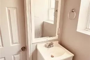 5562 Main St, Lehigh Township, PA 18052 - Photo 6