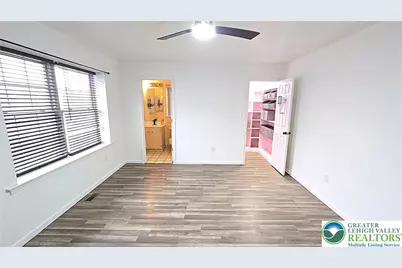 18 Jazz Circle, Whitehall Township, PA 18052 - Photo 12