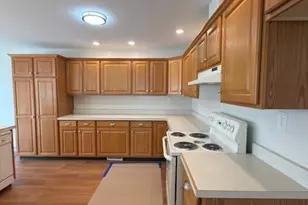 636 San Simeon Pl, Forks Twp, PA 18040 - Photo 10