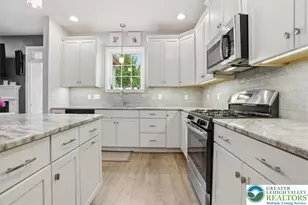 3686 Cottage Dr, Bethlehem City, PA 18020 - Photo 14