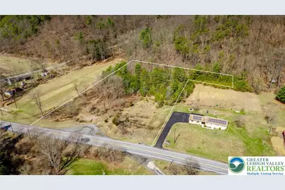 Summer Valley, East Brunswick Twp, PA 17960 - Photo 4