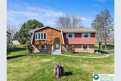 3945 Hemlock Place, Hanover Twp, PA 18017 - Photo 2