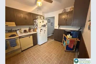 5622 Wedge Lane, Lower Macungie Township, PA 18106 - Photo 4