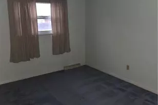 2923 Elm Pl, Spring Township, PA 19609 - Photo 12