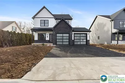 1330 Lincoln Street, North Catasauqua Bor, PA 18032 - Photo 2