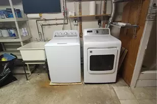 1611 Chippendale Cir, Hanover Twp, PA 18017 - Photo 26