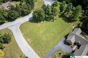 2520 Gracie Lone, Lower Macungie Township, PA 18062 - Photo 2