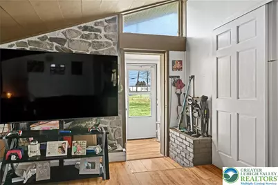 724 Krocks Court, Lower Macungie Township, PA 18106 - Photo 44