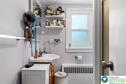 724 Krocks Court, Lower Macungie Township, PA 18106 - Photo 32