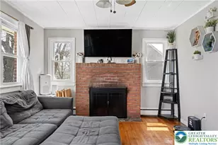 724 Krocks Ct, Lower Macungie Township, PA 18106 - Photo 6